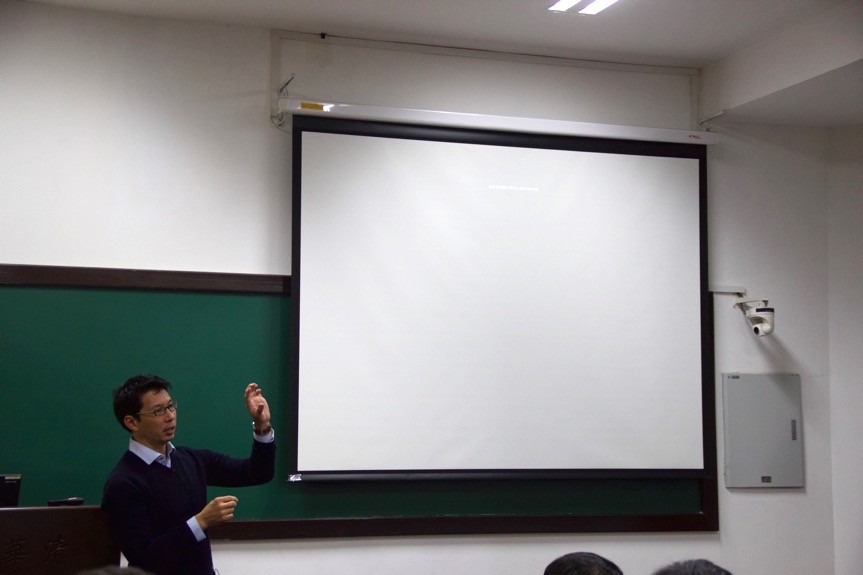 Byran Yeung做客化学系“学堂系列讲座”介绍新药研发